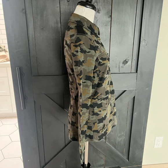 NWOT L'AGENCE Cromwell Camouflage Military Jacket Green Multi Casual Women Small - Picture 9 of 14